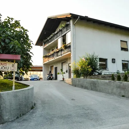 Pr Zajcku Tolmin